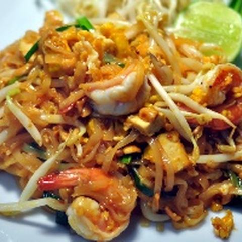 Pad Thai Chicken / Pork